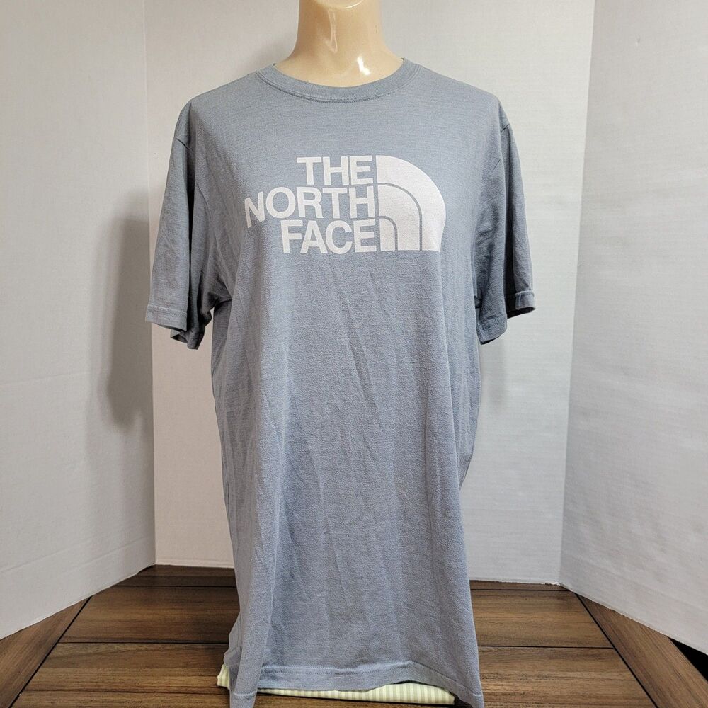 The North Face Graphic SS Tee Grey - Size Medium Slim Fit